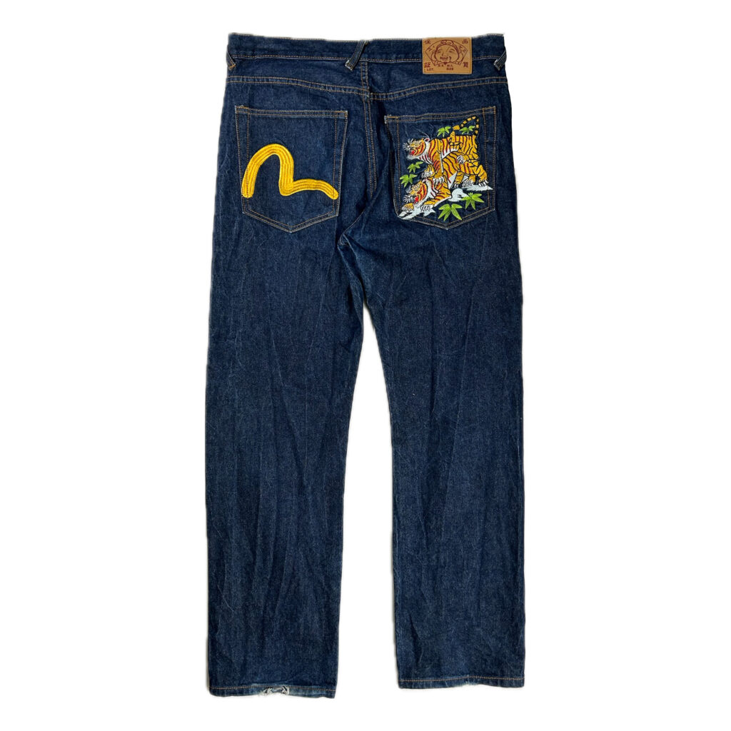 Pantalones Evisu bordados